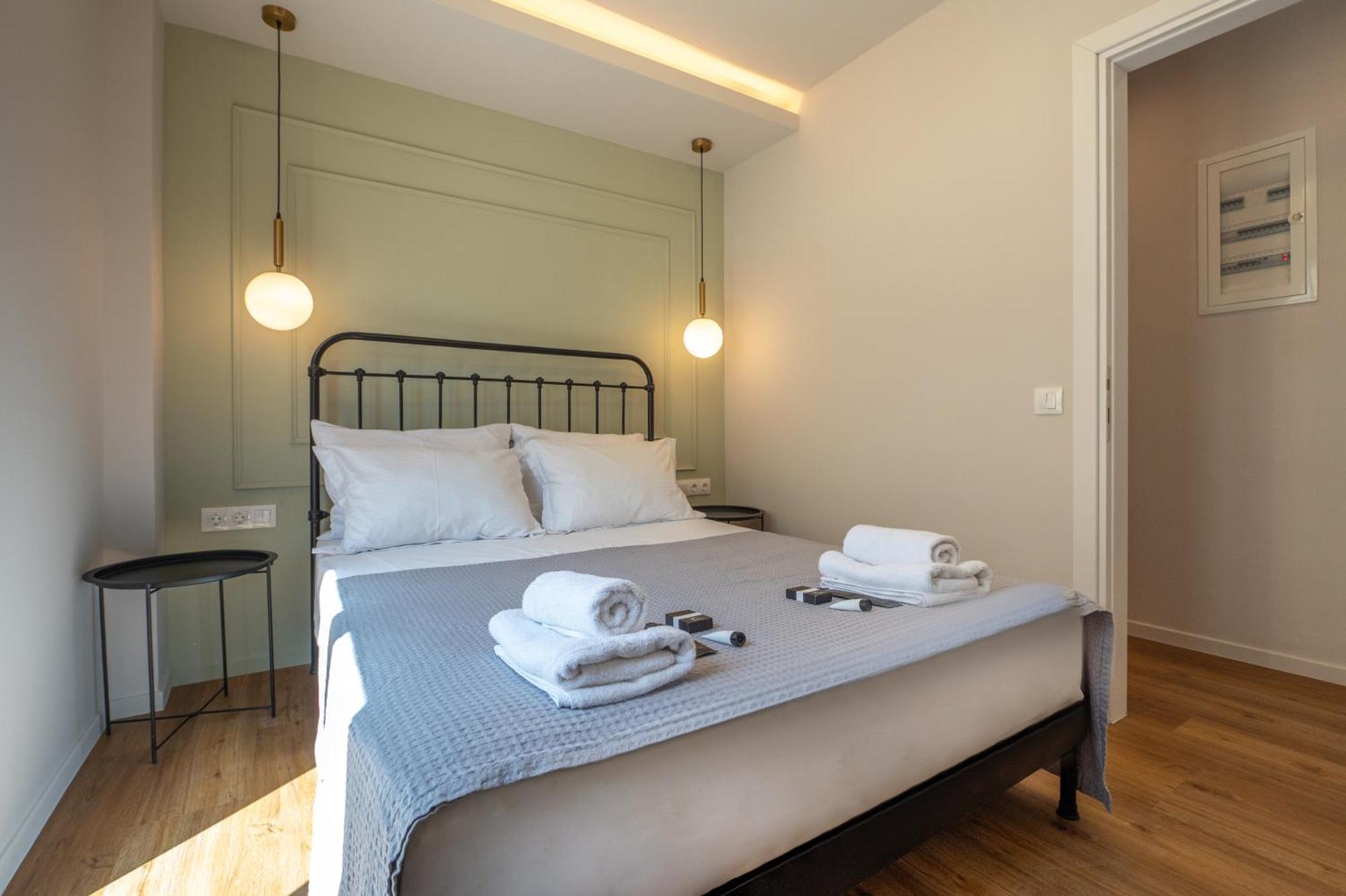 Live Life Plaka Apartment Athens Ngoại thất bức ảnh