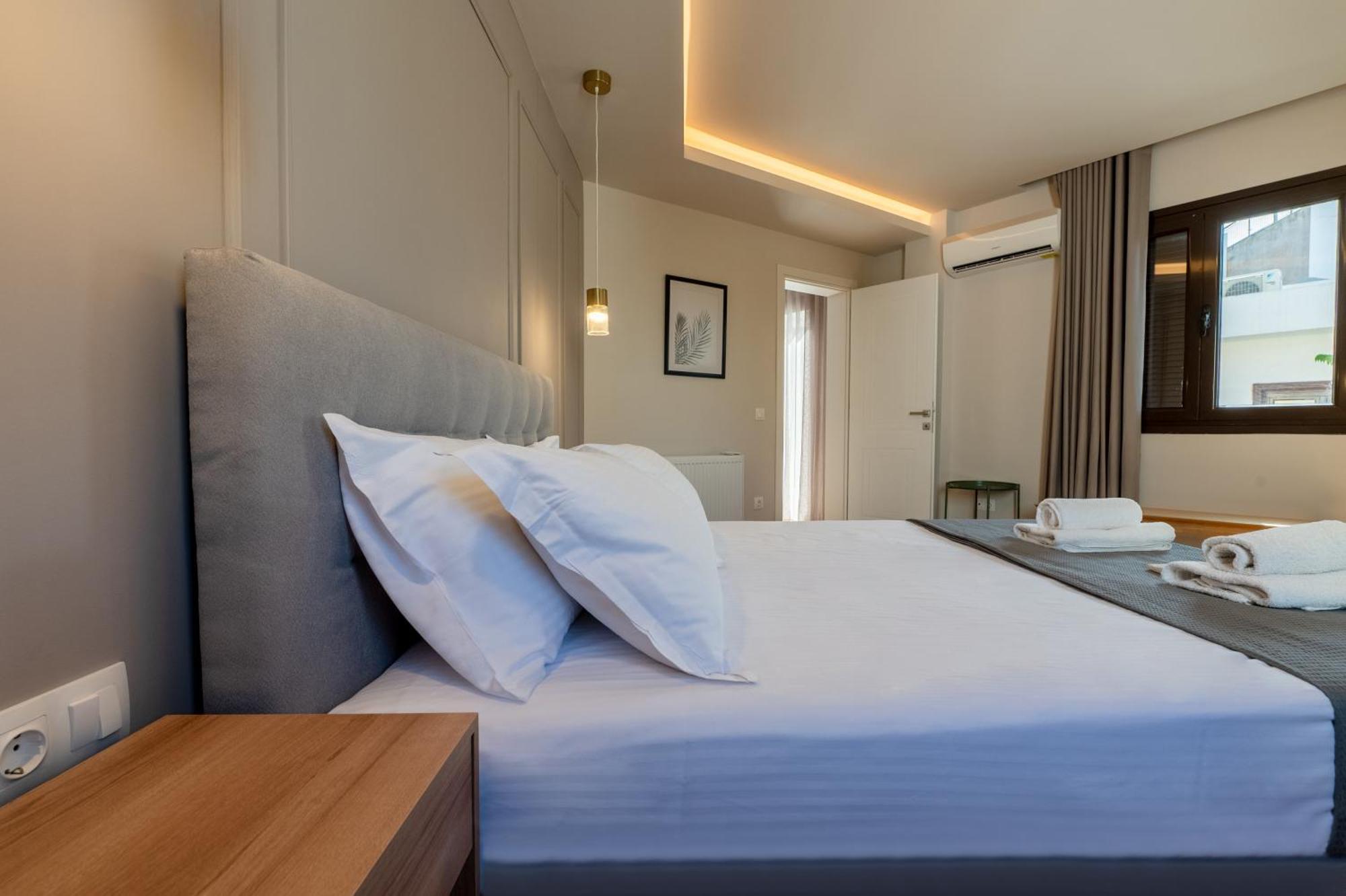 Live Life Plaka Apartment Athens Ngoại thất bức ảnh