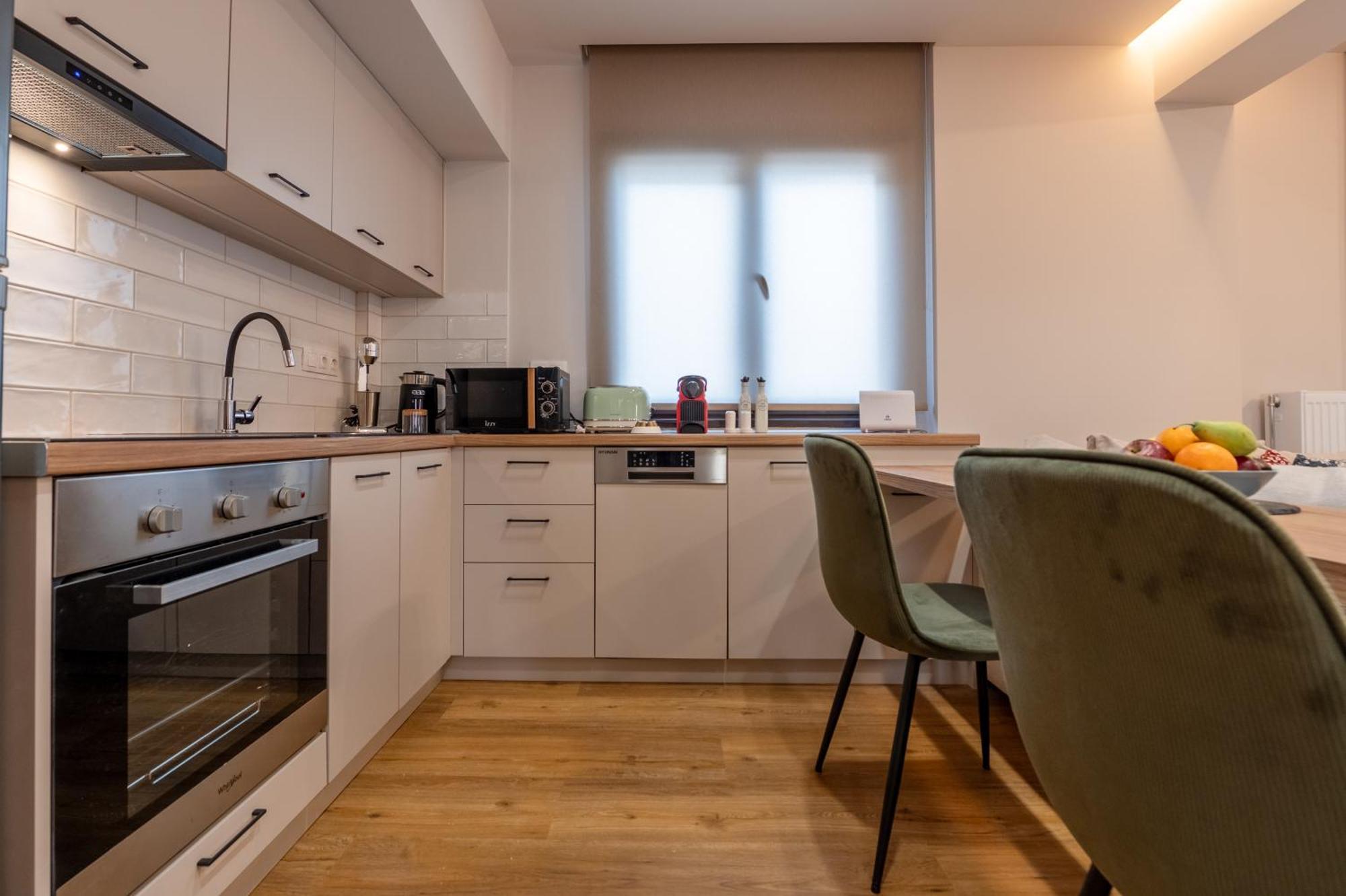 Live Life Plaka Apartment Athens Ngoại thất bức ảnh