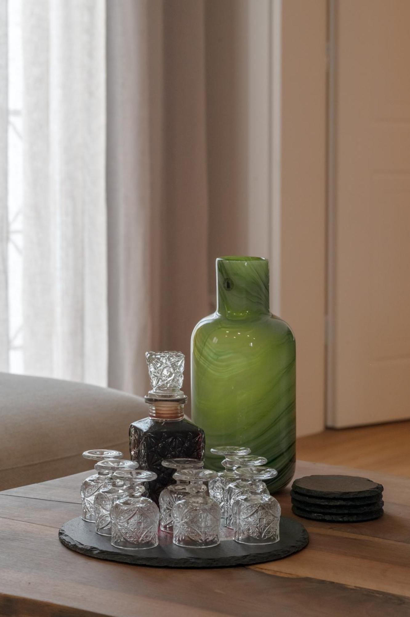 Live Life Plaka Apartment Athens Ngoại thất bức ảnh