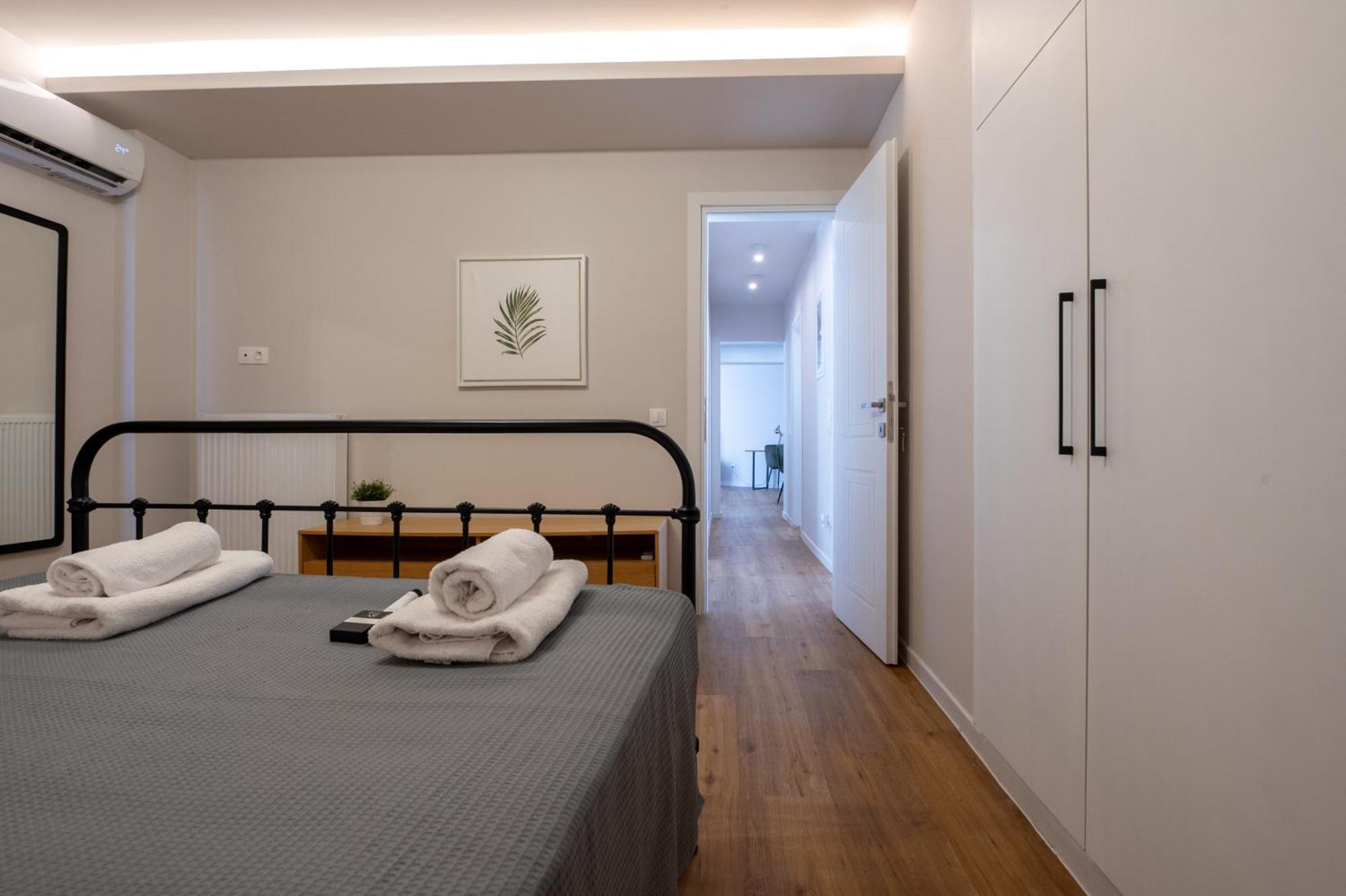 Live Life Plaka Apartment Athens Ngoại thất bức ảnh