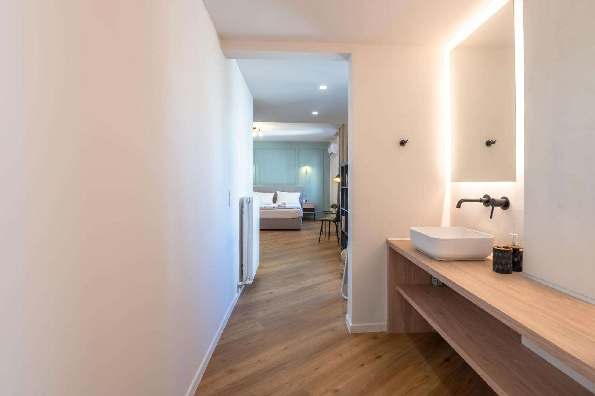 Live Life Plaka Apartment Athens Ngoại thất bức ảnh